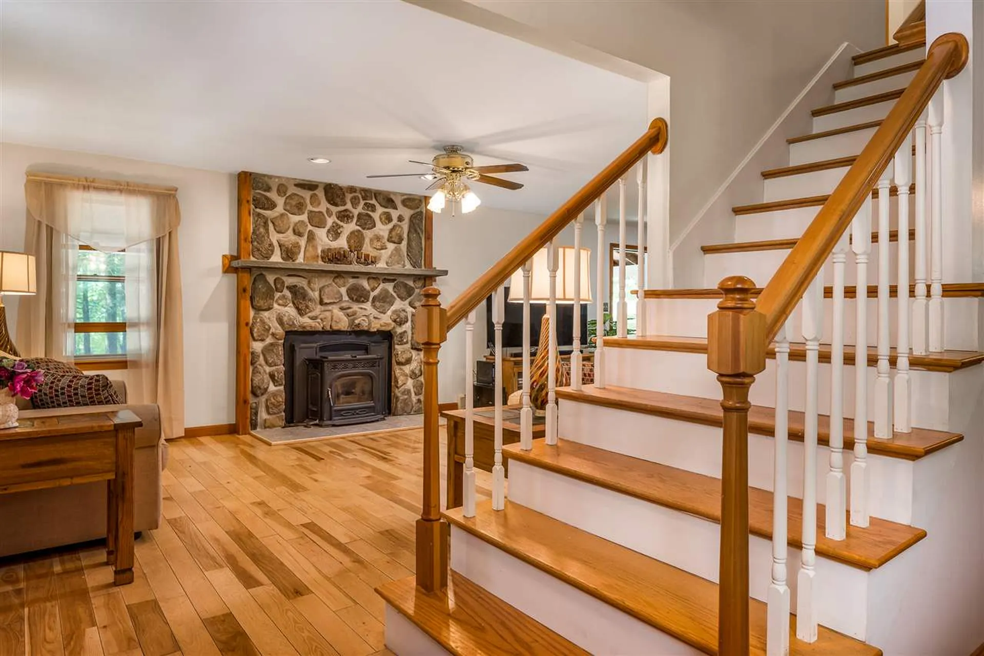 17 Quinlan Farm Road Raymond NH 03077