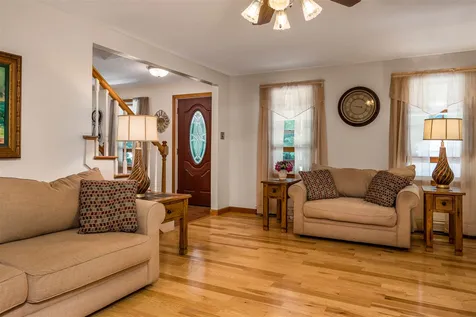 17 Quinlan Farm Road Raymond NH 03077