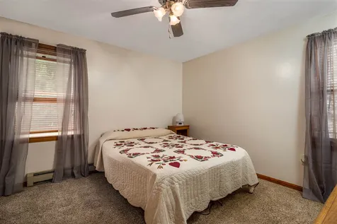 17 Quinlan Farm Road Raymond NH 03077