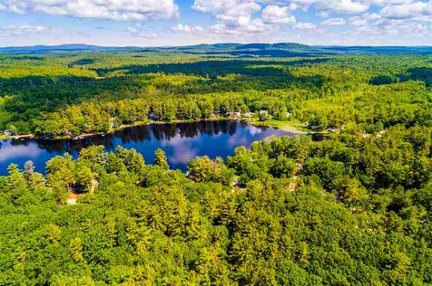 17 Quinlan Farm Road Raymond NH 03077