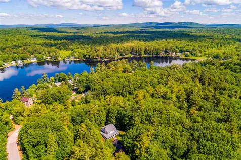 17 Quinlan Farm Road Raymond NH 03077