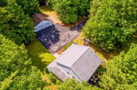 17 Quinlan Farm Road Raymond NH 03077
