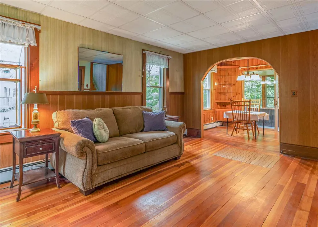 9 Manor Road Concord NH 03303
