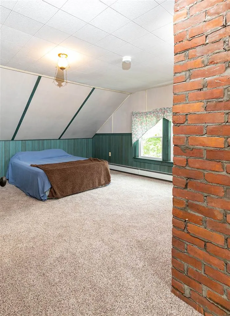 9 Manor Road Concord NH 03303