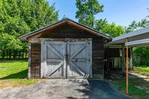 9 Manor Road Concord NH 03303