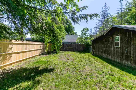 9 Manor Road Concord NH 03303