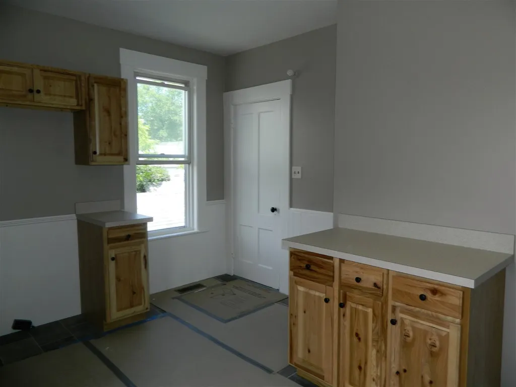 28 Prospect Street Tilton NH 03276