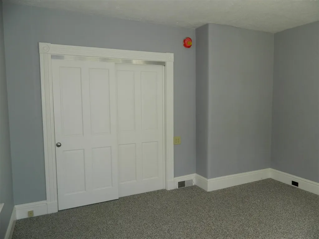 28 Prospect Street Tilton NH 03276