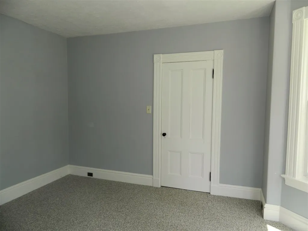 28 Prospect Street Tilton NH 03276