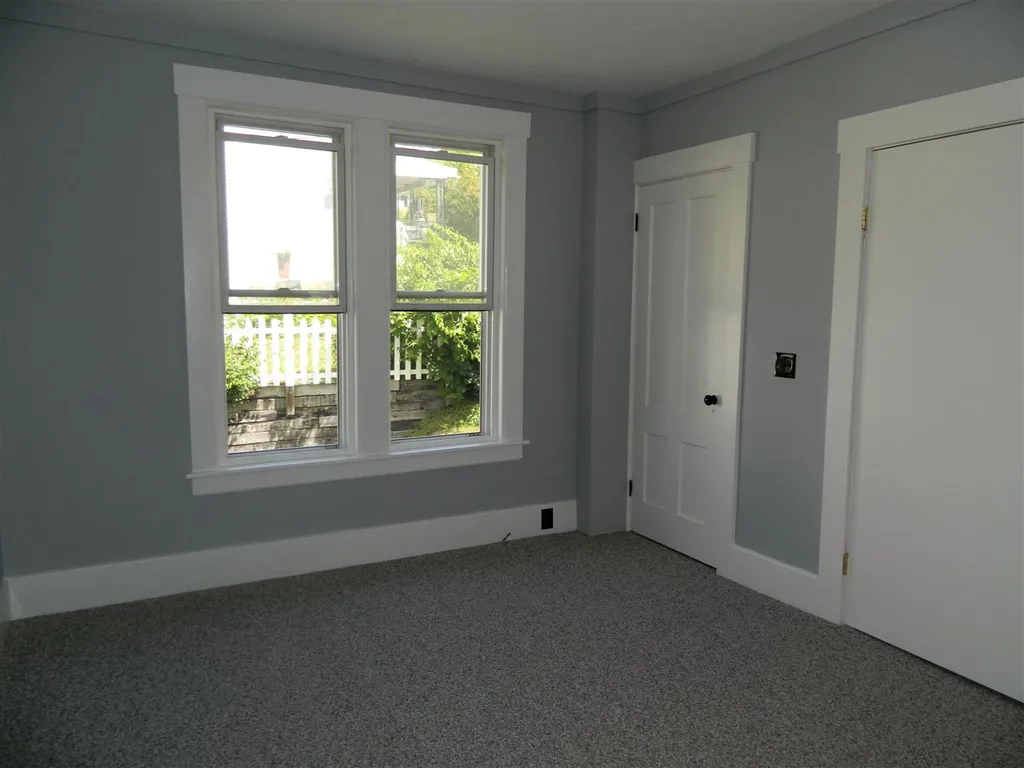 28 Prospect Street Tilton NH 03276