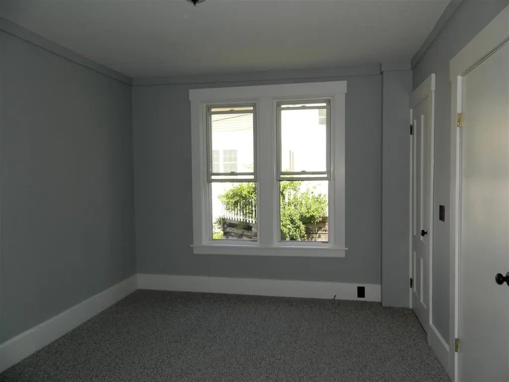 28 Prospect Street Tilton NH 03276