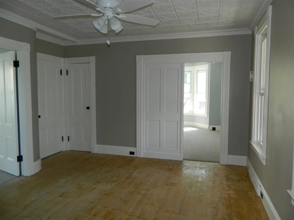 28 Prospect Street Tilton NH 03276