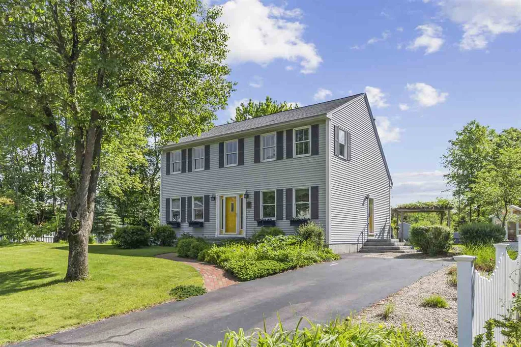 5 Brant Drive Merrimack NH 03054