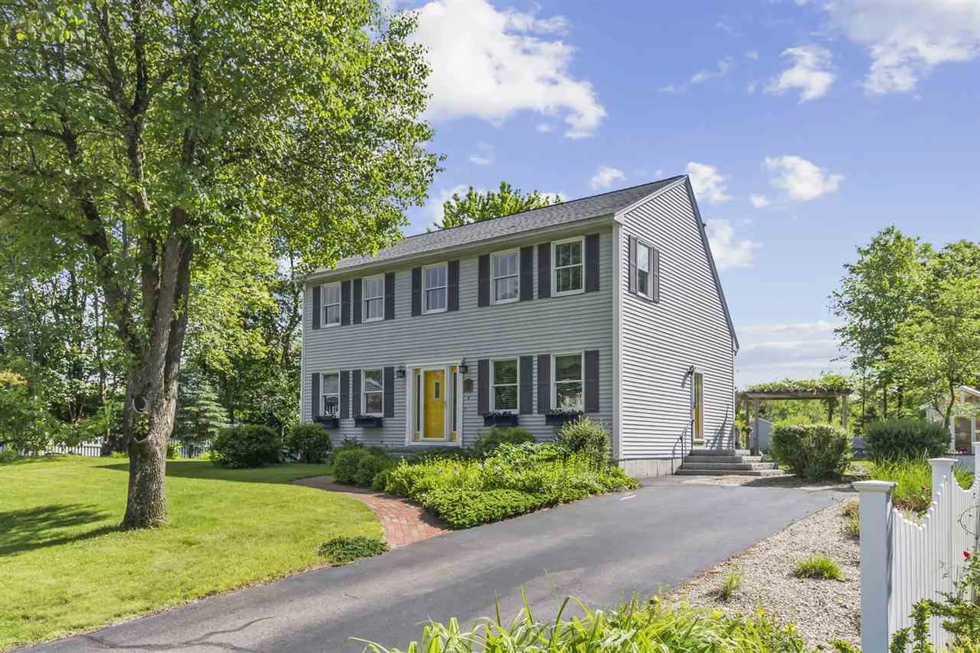 5 Brant Drive Merrimack NH 03054