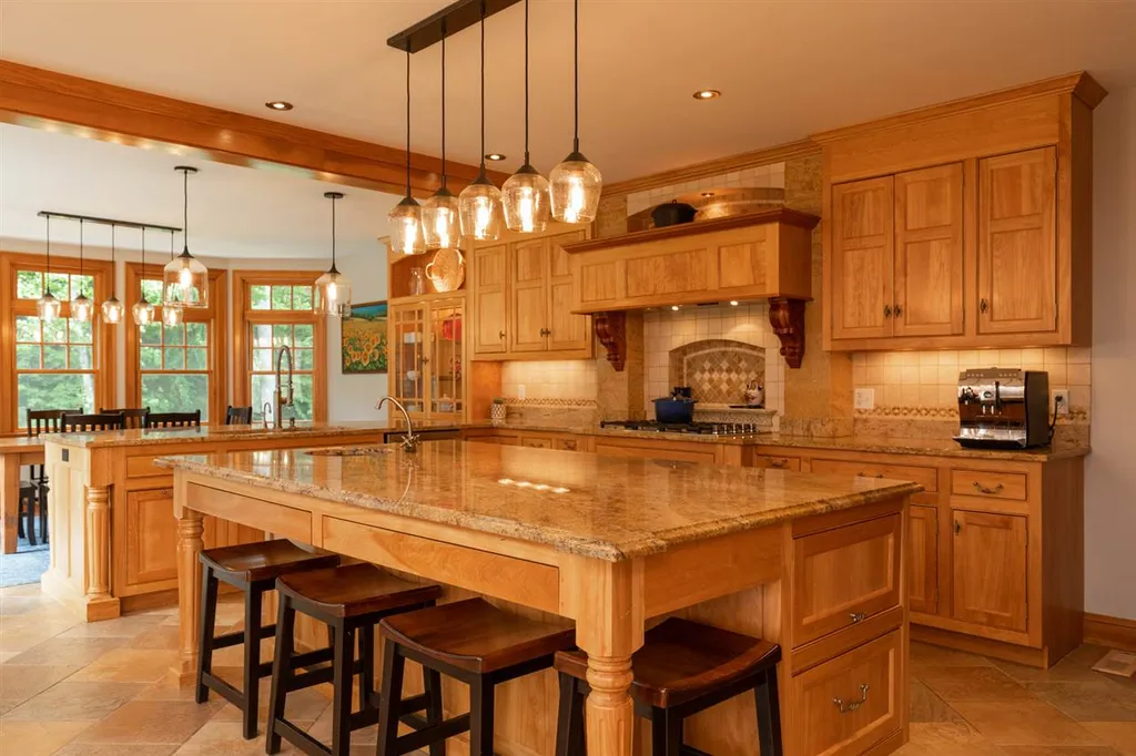 8 Conner Lane Newfields NH 03856