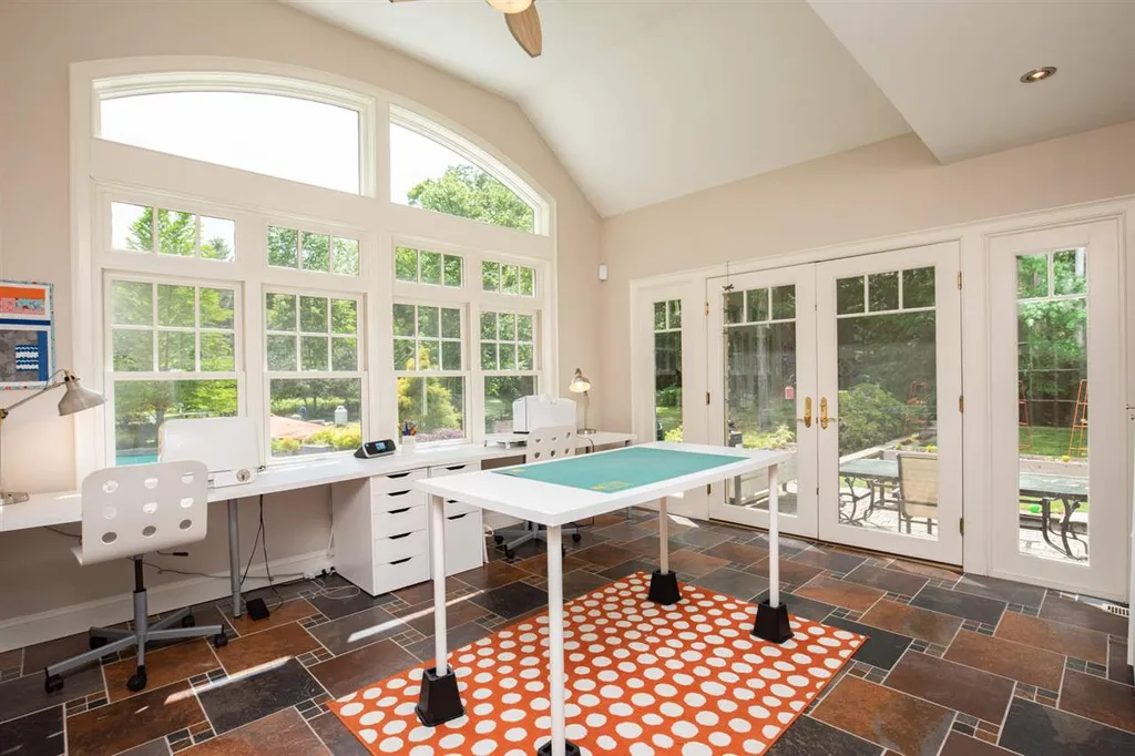 8 Conner Lane Newfields NH 03856