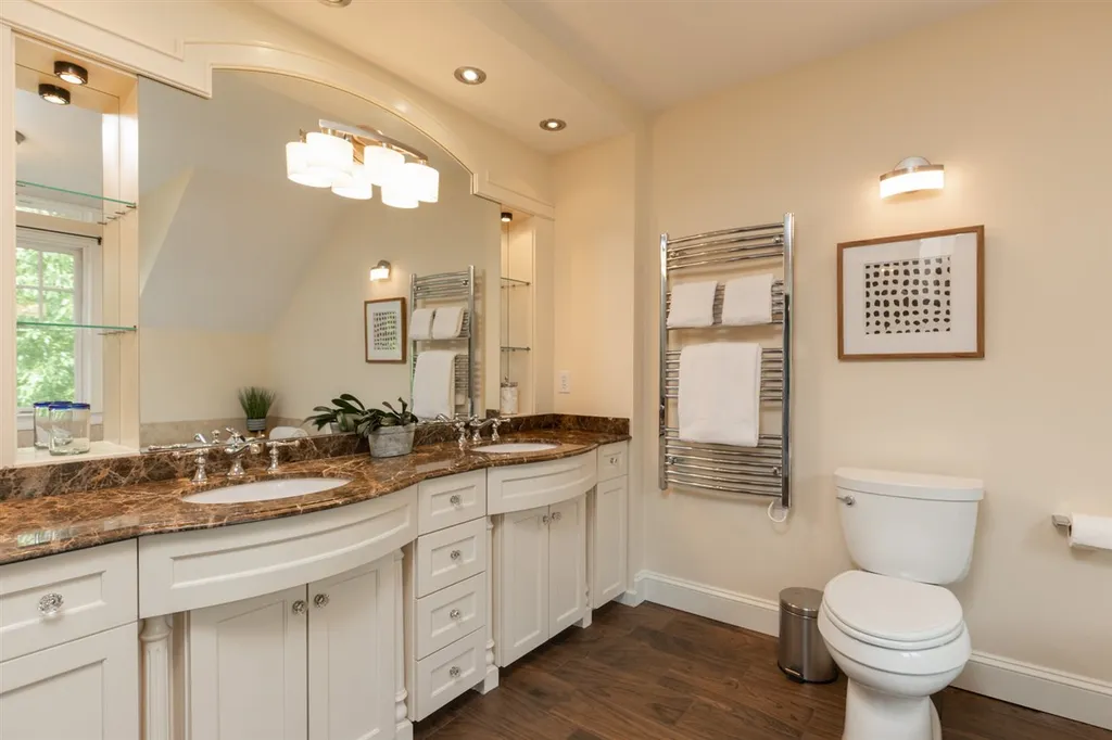 8 Conner Lane Newfields NH 03856