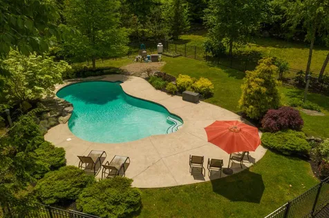 8 Conner Lane Newfields NH 03856