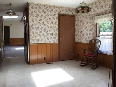 8 Village Drive Raymond NH 03077