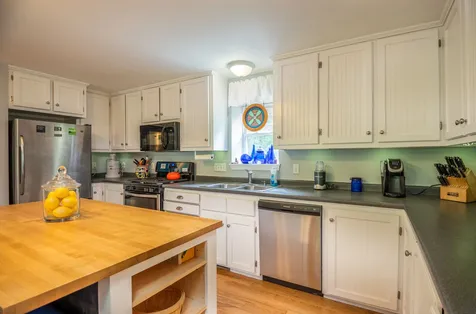 716 Berry River Road Barrington NH 03825