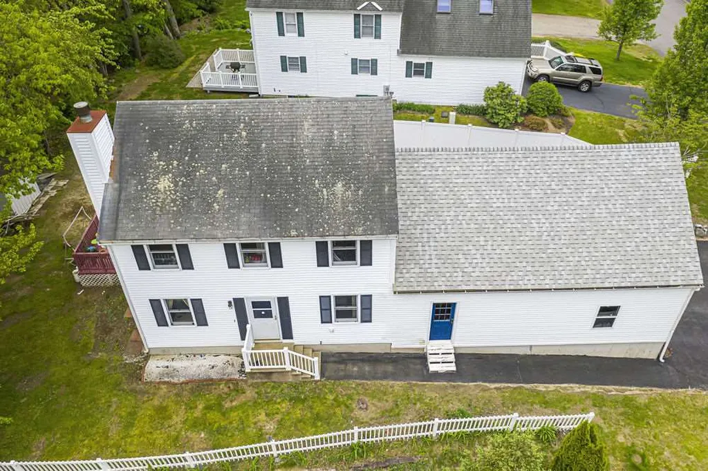 8 Oak Hill Lane Exeter NH 03833