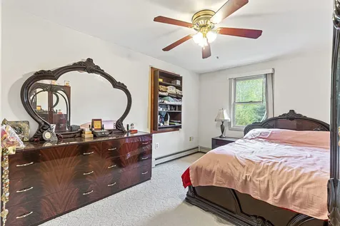 8 Oak Hill Lane Exeter NH 03833