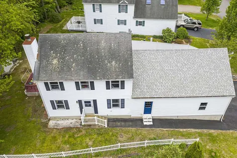 8 Oak Hill Lane Exeter NH 03833