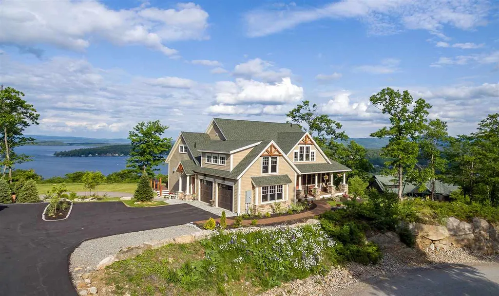 37 Lighthouse Cliffs Street Laconia NH 03246