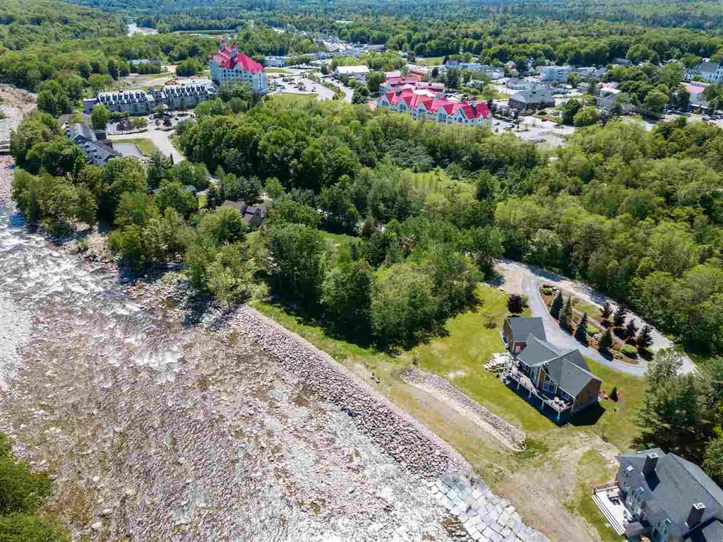 4 Bunker Lane Lincoln NH 03251