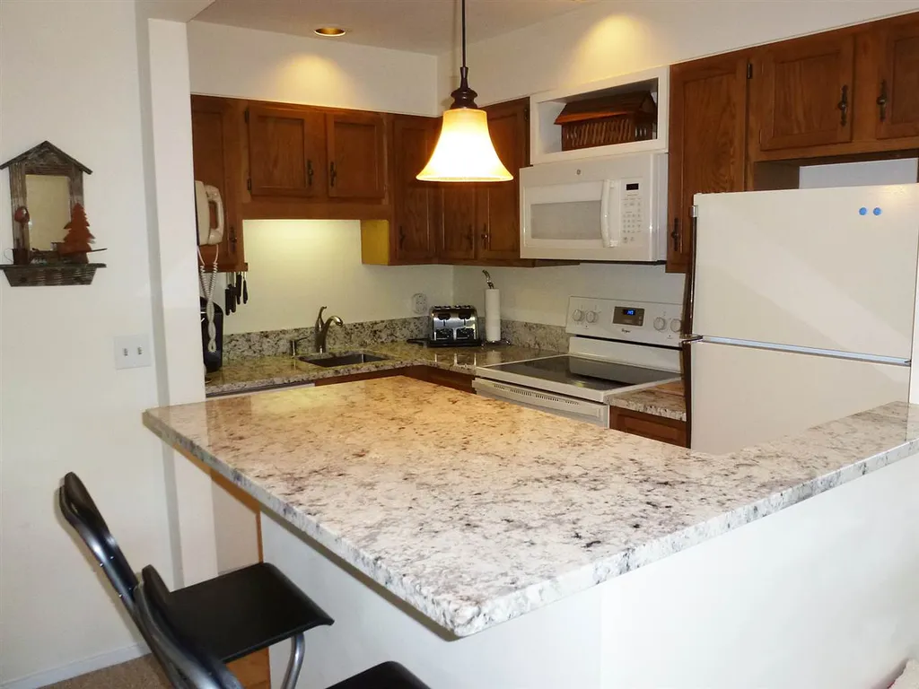 205 Mountainside Drive Warren VT 05674