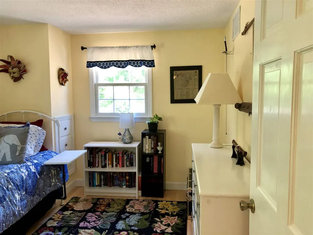 11 Benton Road Keene NH 03431