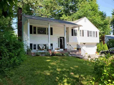 6 Brookview Drive Derry NH 03038