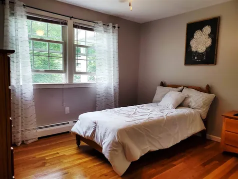 6 Brookview Drive Derry NH 03038