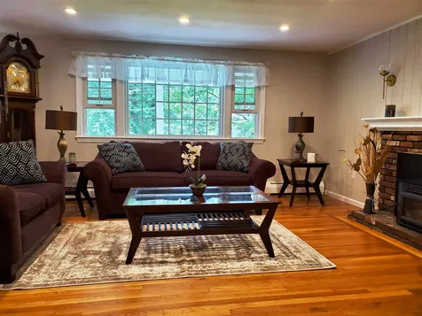 6 Brookview Drive Derry NH 03038