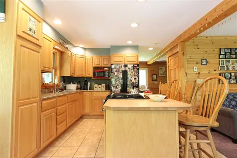 216 Martin's Pond Lane Peacham VT 05862