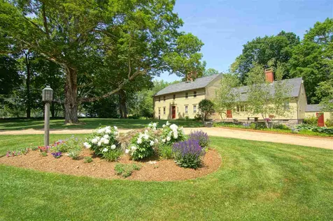 171 Pickpocket Road Brentwood NH 03833