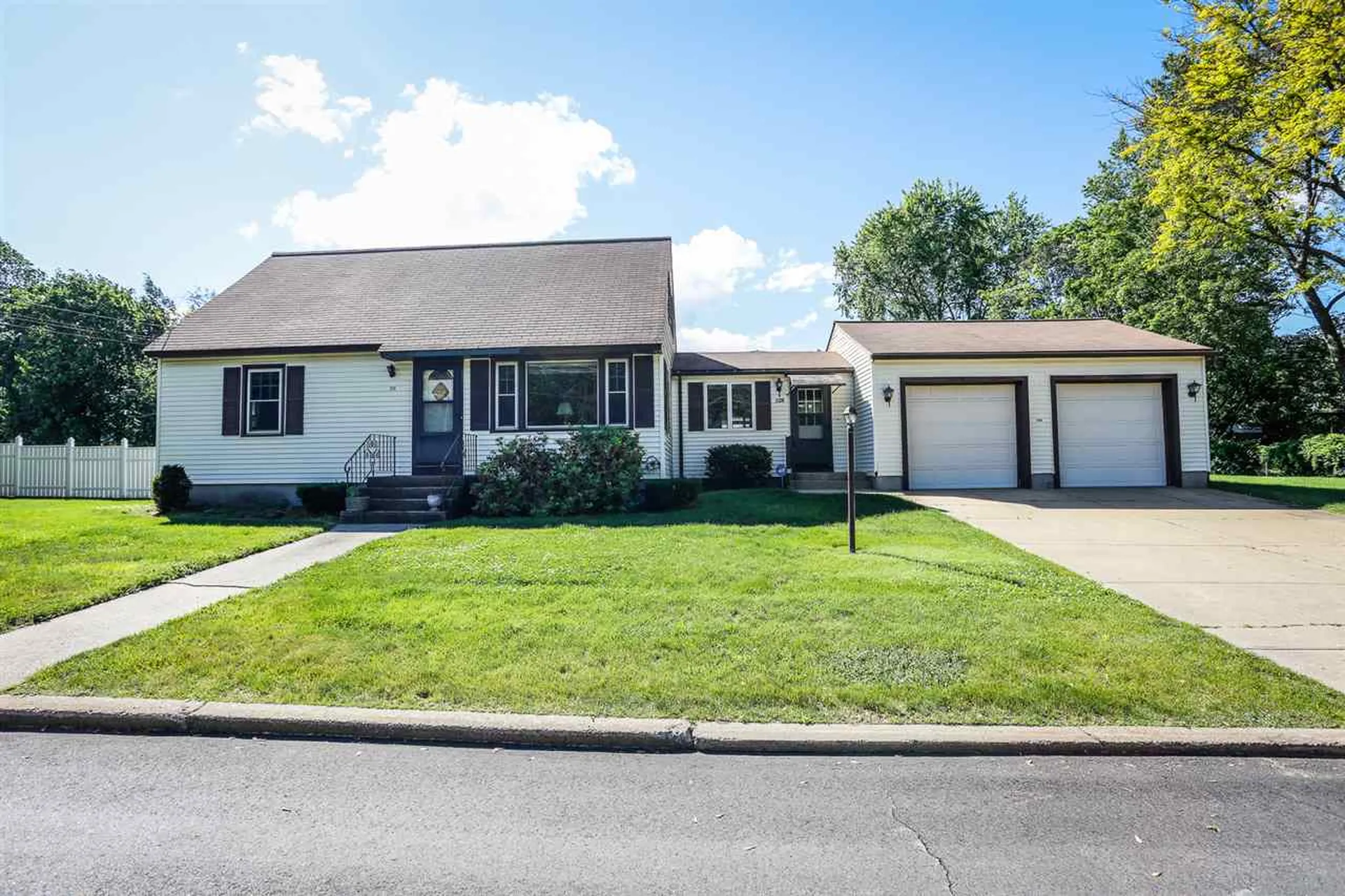 124 Greeley Street Manchester NH 03102