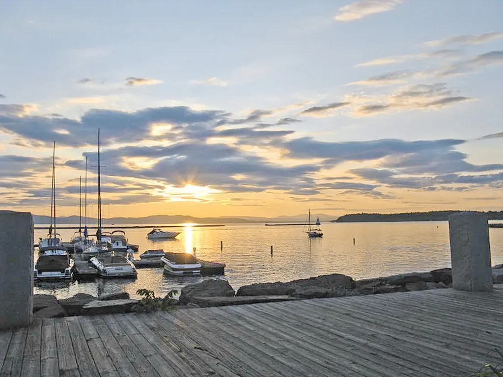 19 Rockland Street Burlington VT 05408