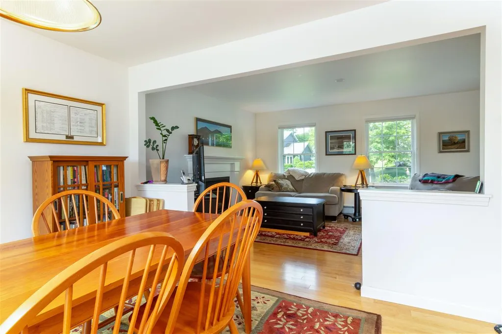 19 Rockland Street Burlington VT 05408
