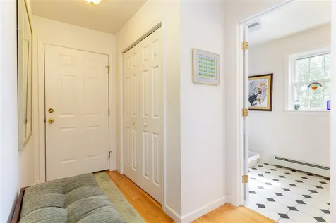 19 Rockland Street Burlington VT 05408