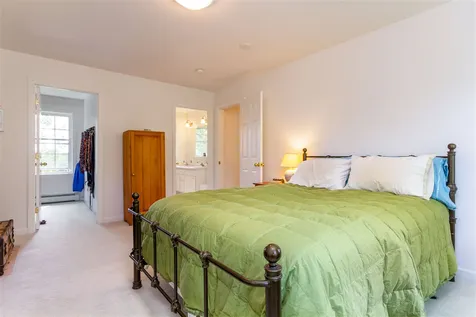 19 Rockland Street Burlington VT 05408