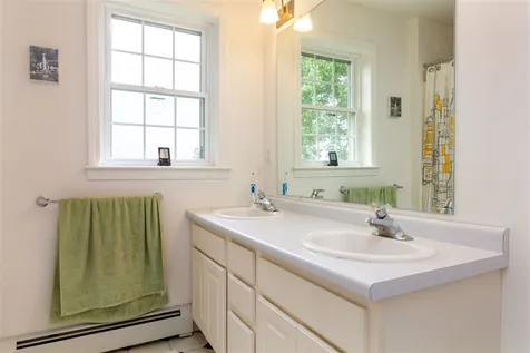 19 Rockland Street Burlington VT 05408