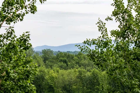 19 Rockland Street Burlington VT 05408
