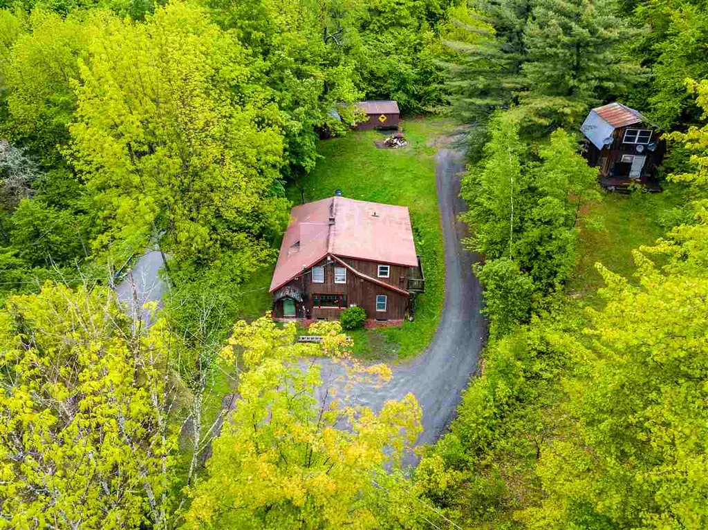 85 Bailey Road Northfield VT 05663