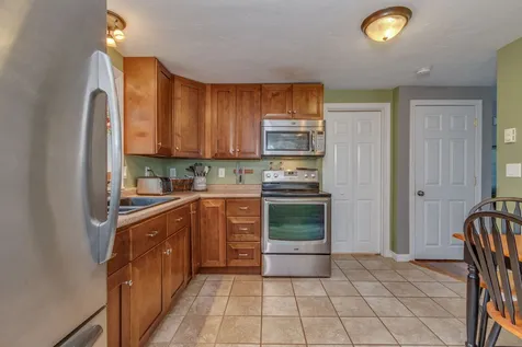 21-23 Townhouse Road Allenstown NH 03275