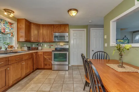 21-23 Townhouse Road Allenstown NH 03275