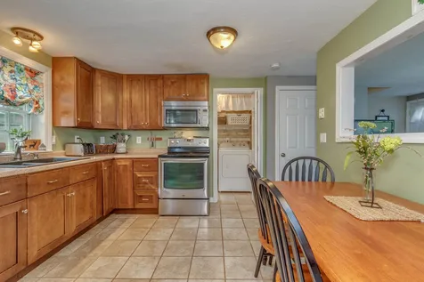 21-23 Townhouse Road Allenstown NH 03275