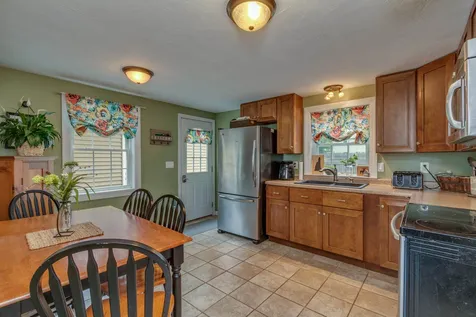 21-23 Townhouse Road Allenstown NH 03275
