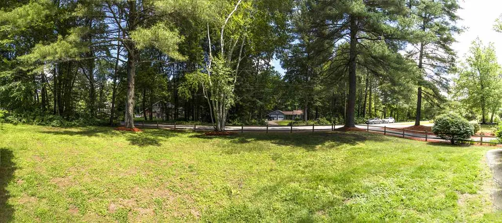 7 Kerry Drive Newton NH 03858
