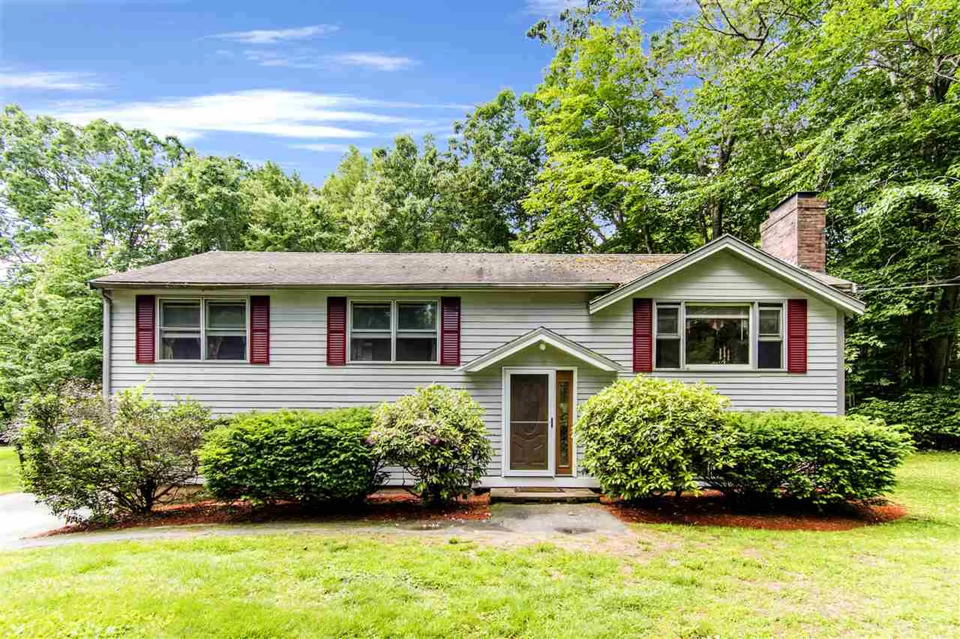 7 Kerry Drive Newton NH 03858